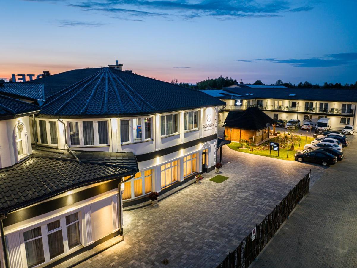Hotel Coloseum Jaroslaw Ngoại thất bức ảnh