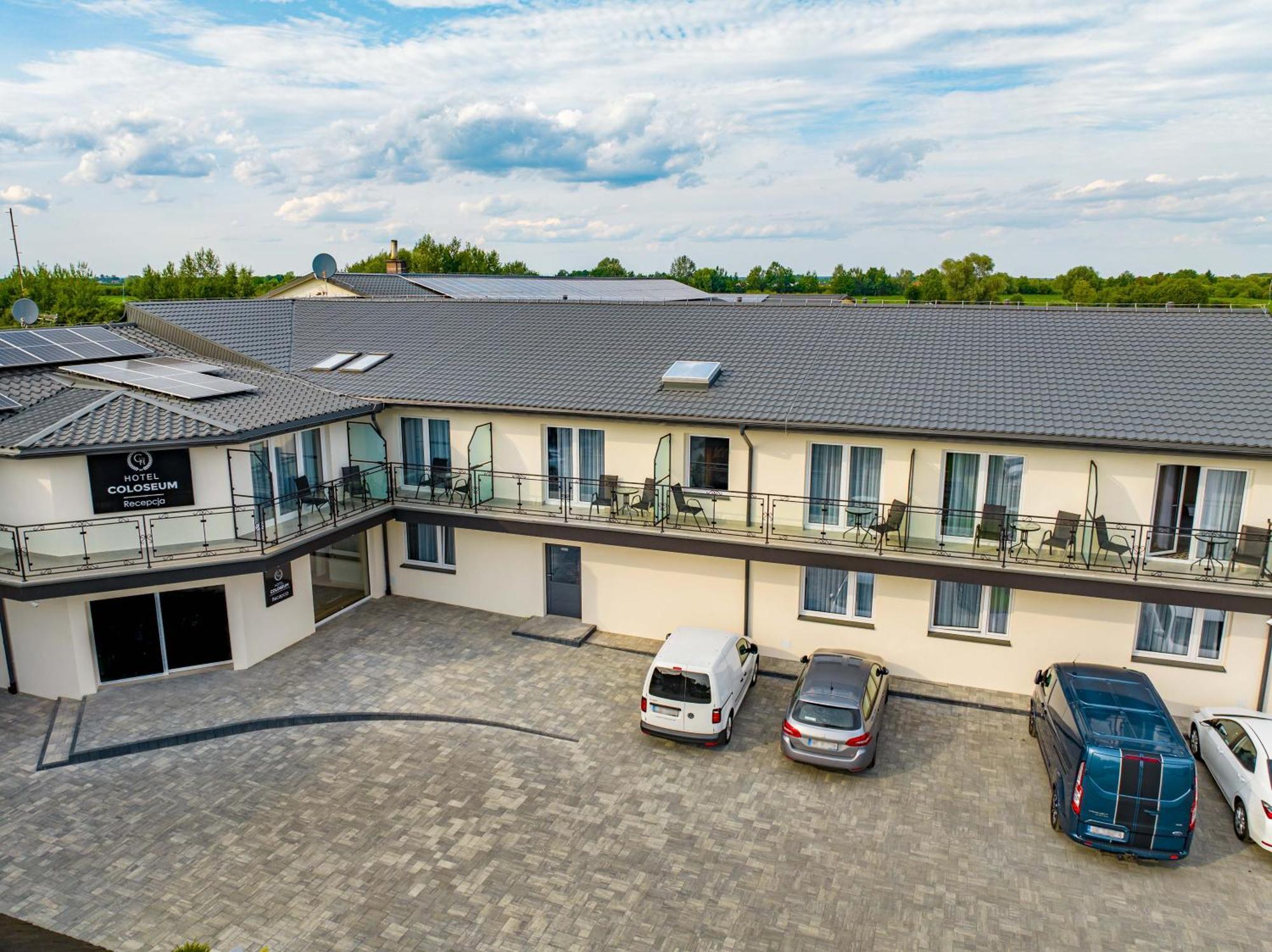 Hotel Coloseum Jaroslaw Ngoại thất bức ảnh