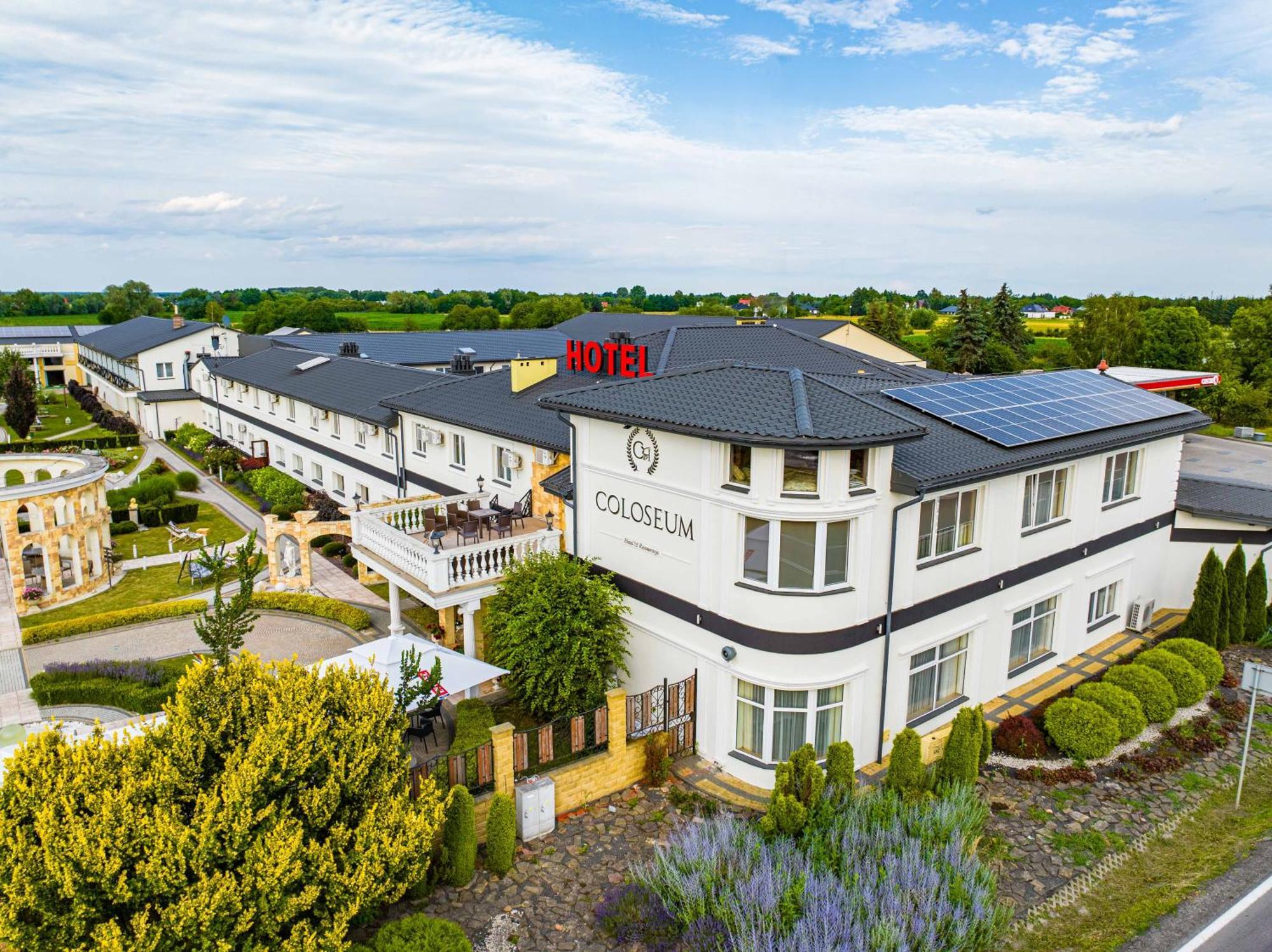 Hotel Coloseum Jaroslaw Ngoại thất bức ảnh